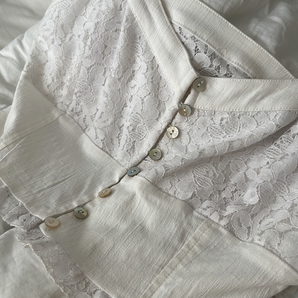 Free People White Lace Crop Top - Picture 2 of 3